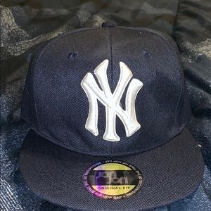 New York Yankees hat